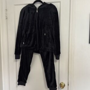 ACTIV FIGURE Black Monochrome Tracksuit